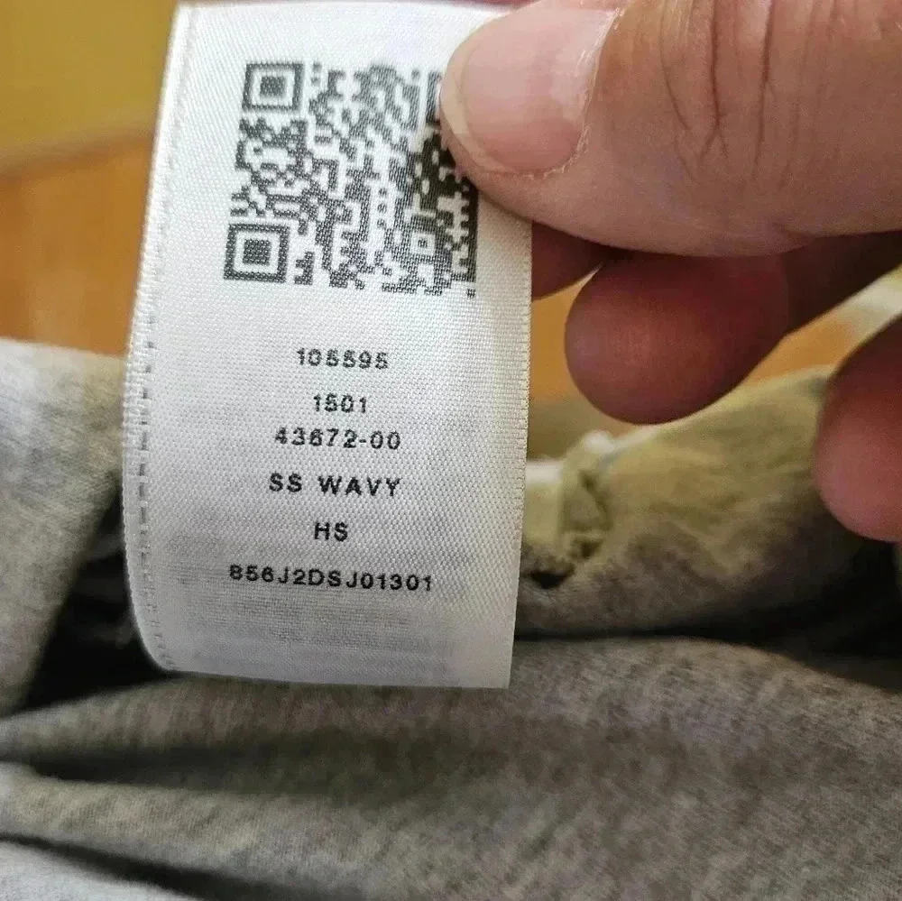 True Religion T-Shirt Size Small EUC